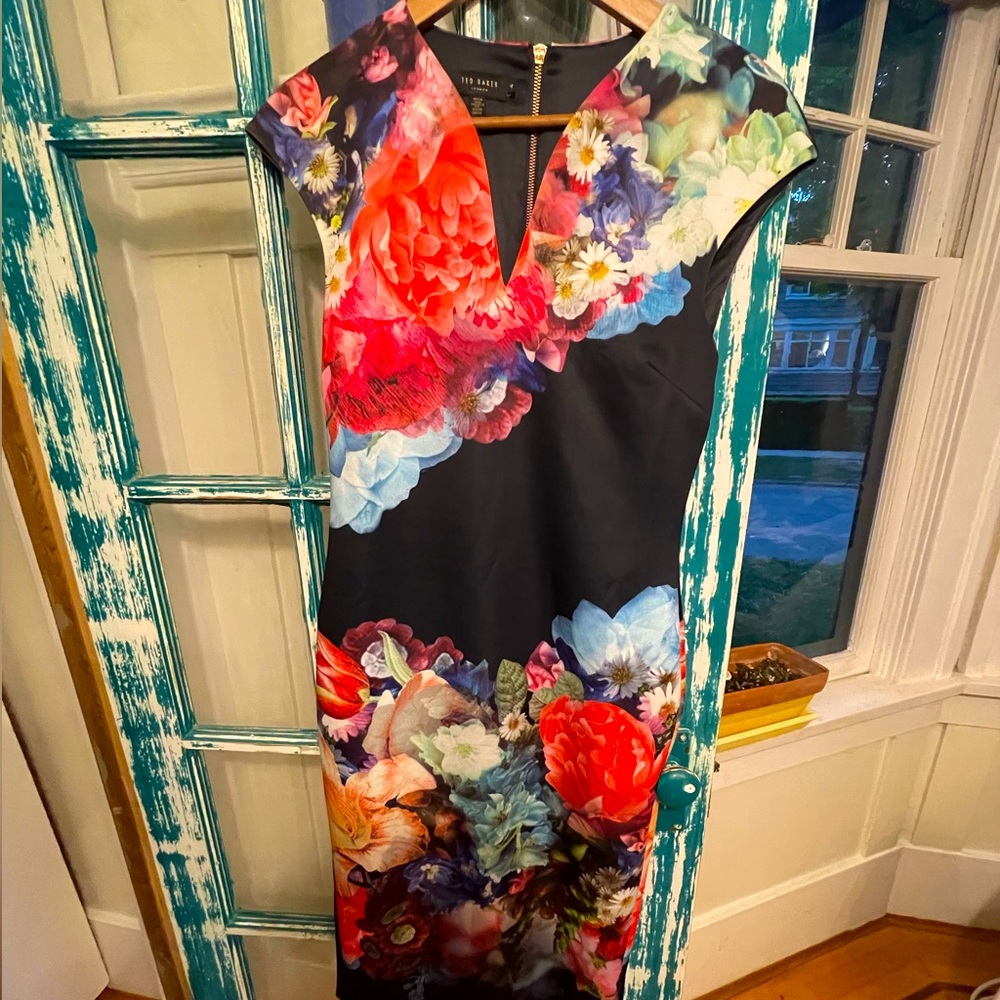 TED BAKER LONDON FLORAL DRESS -SIZE 4!